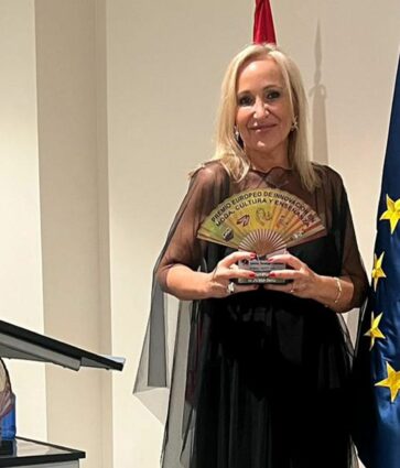 La Dra. Gracia Moreno Torres Especialista en Medicina Estética recibió el Premio de la AEITI