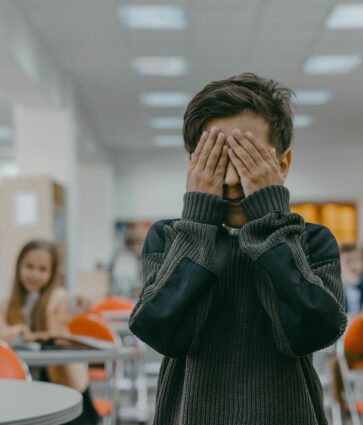 Bullying: los expertos de Buencoco advierten de la importancia de la empatía como recurso de prevención