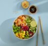 Poke, la revolución gastronómica que triunfa en España y convierte en tendencia al Salmón noruego
