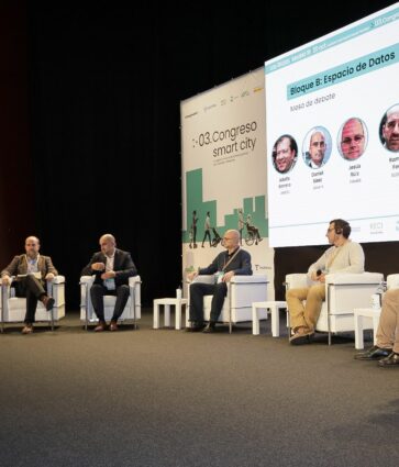 Más de 50 ciudades diseñan en el III Congreso Internacional de Smart Cities, en Las Rozas, cómo serán las ciudades del futuro