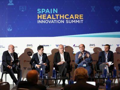 Incorporar pacientes y expertos en tecnología en procesos será clave para optimizar el sistema sanitario