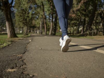 Serviasistente: «La práctica frecuente del deporte es fundamental para evitar lesiones futuras»