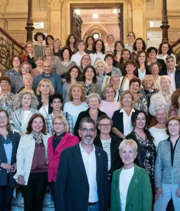 Homenaje a enfermeras de Gipuzkoa y reivindicación del rol esencial de la profesión en el acto del COEGI con motivo del Día Internacional