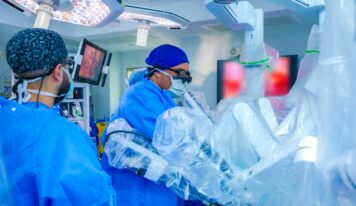 El King Faisal Specialist Hospital & Research Centre realiza el primer trasplante asistido por robot del mundo de un dispositivo de asistencia ventricular