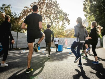 Quirón Prevención recuerda la importancia del calentamiento en días fríos para evitar lesiones