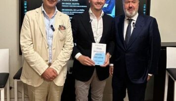 Albert Rivera le da un nuevo impulso a la exclusiva ‘Guía para vivir sanos 120 años’ del Dr. Manuel de la Peña