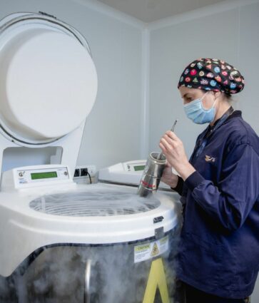 Equipo Juana Crespo impulsa la preservación de la fertilidad con mantenimiento gratuito hasta los 40