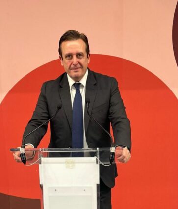 El CEO de Formación Universitaria clausura la presentación de la Lista Urban Beat de los 15 Mejores Médicos y Científicos de España