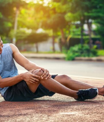 Dr. Adrián Cuéllar, traumatólogo de Policlínica Gipuzkoa: «La reconstrucción del ligamento cruzado anterior con tejido propio es la opción quirúrgica más habitual»