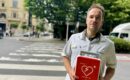 Una farmacia cardioprotegida del centro de San Sebastián ayuda a salvar la vida de un turista extranjero