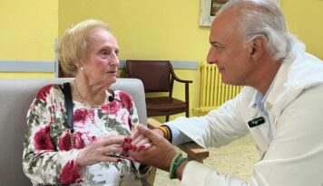 Dr.Manuel de la Peña: «La vida es un tango y hay que bailarlo como venga» como Esperanza Cortiñas de 108 años