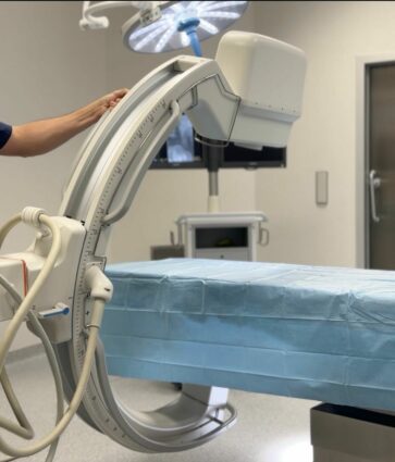 El Hospital Quirónsalud Bizkaia incorpora un nuevo arco quirúrgico en C para intervenciones más seguras y precisas