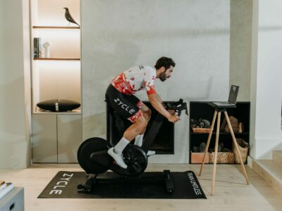 Arranca la temporada con ZBike Infinity: innovación y realismo para un indoor sin límites