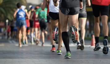 Dr. Adrián Cuellar, jefe del Servicio de Traumatología de Policlínica Gipuzkoa: «No basta con tener resistencia, un buen tono muscular ayuda tanto en la carrera como en la recuperación»