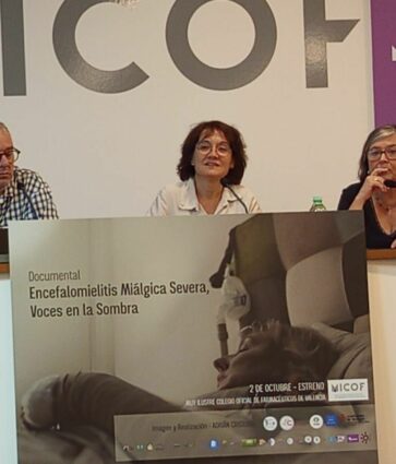 Documental ‘Voces en la Sombra’ visibiliza la lucha por el reconocimiento médico y social de la Encefalomielitis Miálgica Severa en evento con destacados profesionales y emotivas historias de pacientes