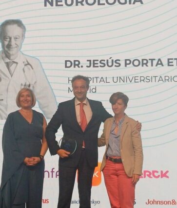 El Dr. Jesús Porta, de la Fundación Jiménez Díaz, reconocido por tercer año consecutivo con el Premio Liderazgo Sanitario Clínico en Neurología