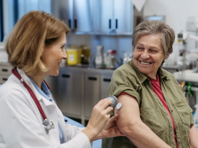 Dr. Alfredo Yoldi, endocrinólogo de Policlínica Gipuzkoa: «Estamos consiguiendo reducir la tasa de complicaciones y mejorar la calidad de vida de los pacientes diabéticos»
