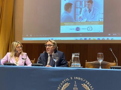 Profesionales de la salud analizan en Sevilla cómo comunicar la homeopatía en la era digital