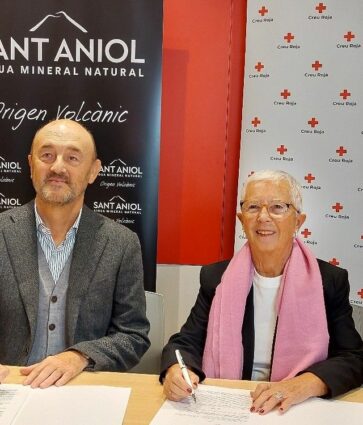 La Cruz Roja y Aigua de Sant Aniol formalizan una alianza para promover la inclusión y la accesibilidad en La Garrotxa