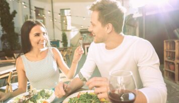 El 81% de los españoles hace deporte y el 77% come sano, pero solo el 47% se siente a gusto con su cuerpo, según datos de Herbalife