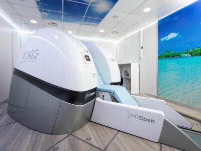 MROpen EVO en el RSNA 2025: nueva función de exploración por resonancia magnética para obtener imágenes pélvicas basadas en síntomas en posición vertical