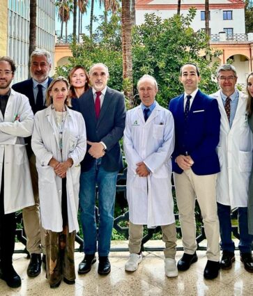 Las Unidades de Pared Abdominal de dos hospitales andaluces logran la acreditación de la AEC