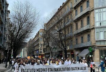 Farmacéuticos hospitalarios de Gipuzkoa respaldan las huelgas convocadas por su condición de personal facultativo