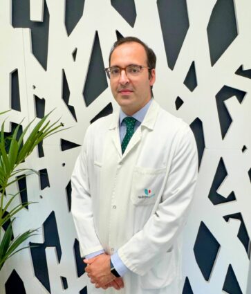 Juan Martínez, anestesiólogo de Policlínica Gipuzkoa: «La pubalgia o ‘hernia del futbolista’ afecta ya al 18 % de los deportistas y también a personas no atletas»