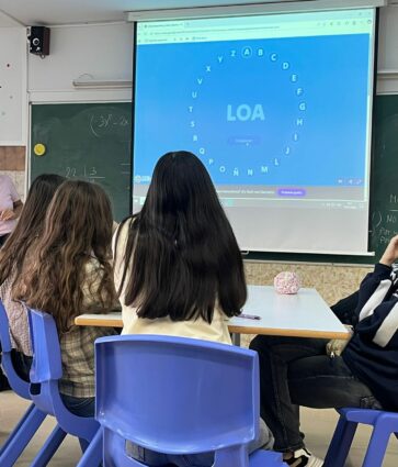 La Fundación Quirónsalud acerca hábitos saludables a las aulas de Vitoria con talleres sobre sueño, ejercicio y salud digital