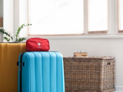 «El botiquín de verano debe ajustarse a la edad del niño, a su estado de salud y al destino», explica la pediatra Karol Prada