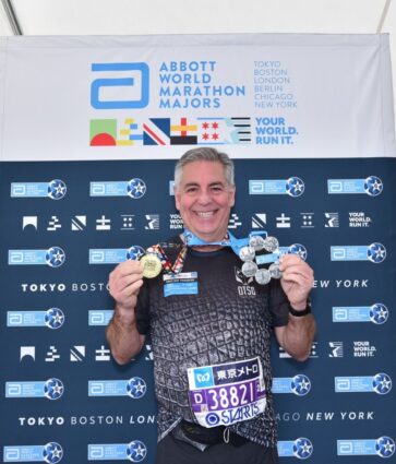 El médico que corre maratones: salud bucal, genética y recuperación para llegar más lejos