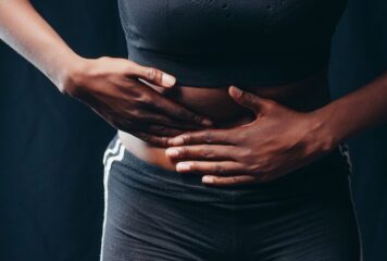 Dolor abdominal que va a más: cuándo puede ser apendicitis