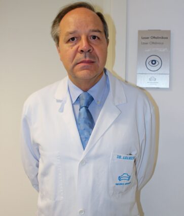 Dr. Enrique Aramendía, oftalmólogo de Policlínica Gipuzkoa: «Durante el eclipse, un minuto de espectáculo, un daño para siempre»