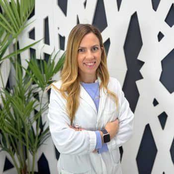 Eider Sánchez, nutricionista de Policlínica Gipuzkoa: «El jugo de pepinillos, el aliado inesperado de los deportistas para combatir los calambres musculares»