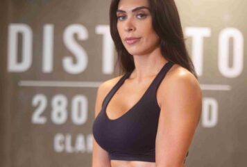 El entrenamiento femenino cambia de objetivo: la fuerza y la salud ganan terreno a la clásica ‘pérdida de peso’, según Distrito Estudio