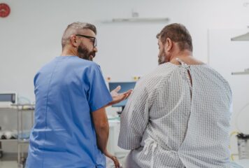 «La obesidad es la gran pandemia de nuestro tiempo, pero no es una cuestión solo de voluntad o de hábitos», doctor Carlos Emparan, cirujano general y del aparato digestivo del Hospital Quirónsalud Vitoria