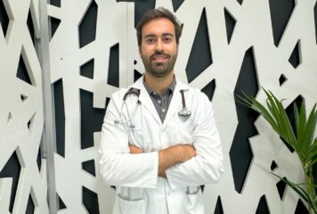 Dr. Gonzalo Navarrete, jefe del servicio de Cardiología y responsable de la Unidad del Corazón de Policlínica Gipuzkoa: «Los síntomas menos conocidos del infarto en mujeres pueden retrasar el diagnóstico»