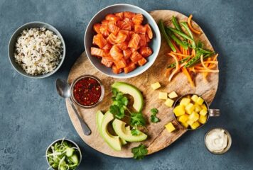 Cinco razones para celebrar el Día Mundial del Poke con Salmón de Noruega