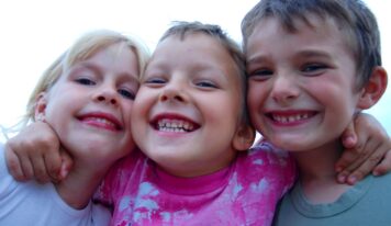 Herbalife Family Foundation y Aldeas Infantiles celebran 20 años de colaboración para impulsar el bienestar y las oportunidades de la infancia