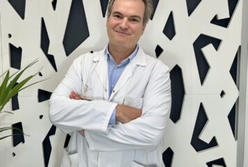 Dr. Juan Arenas, jefe del Servicio de Aparato Digestivo de Policlínica Gipuzkoa: «Nunca hemos tenido tantas herramientas para combatir la hepatitis. Hoy podemos prevenirla, diagnosticarla, controlar sus consecuencias e incluso curarla en muchos casos»