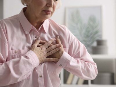 La menopausia más allá de los sofocos: las señales silenciosas que afectan al corazón